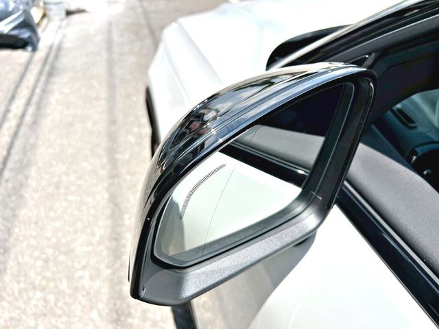 VOLVO富豪 XC40  第6張相片