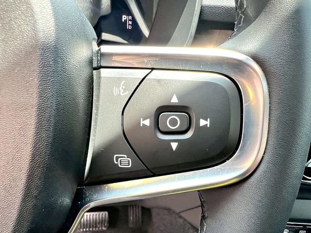 VOLVO富豪 XC40  第8張相片
