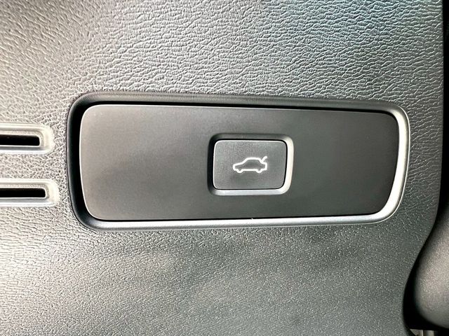 VOLVO富豪 XC40  第13張相片