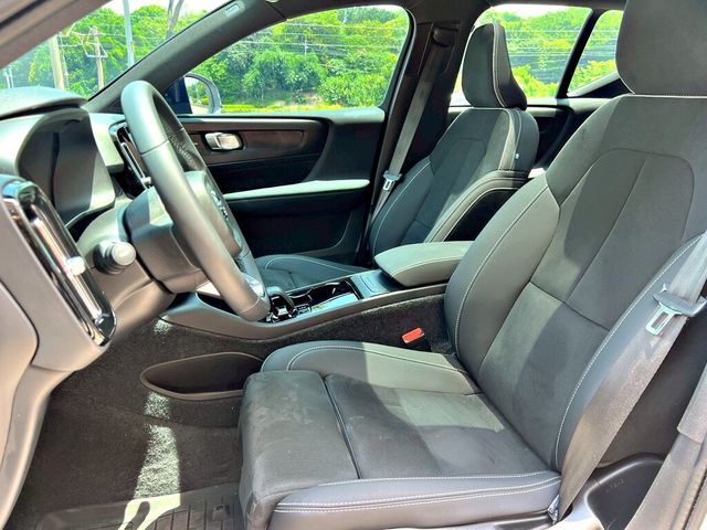 VOLVO富豪 XC40  第15張相片