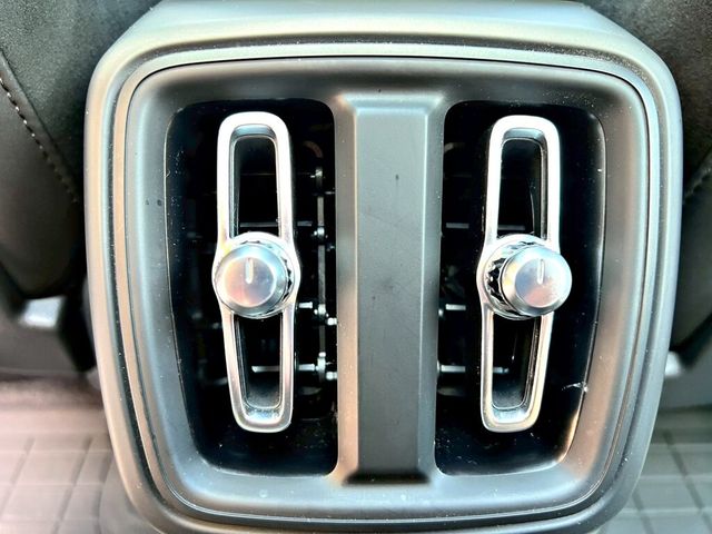 VOLVO富豪 XC40  第19張相片
