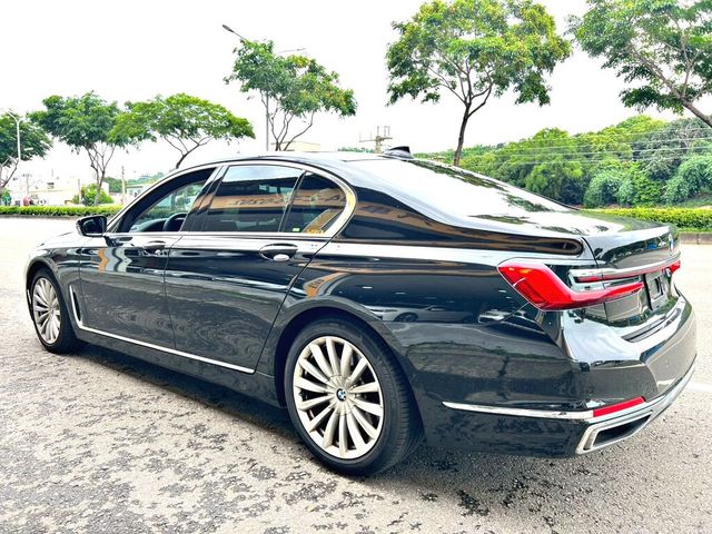 BMW寶馬 730D  第2張相片