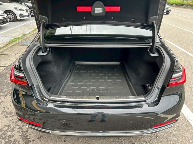 BMW寶馬 730D  第3張相片
