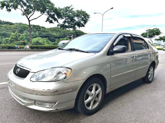 TOYOTA豐田 ALTIS  第1張相片