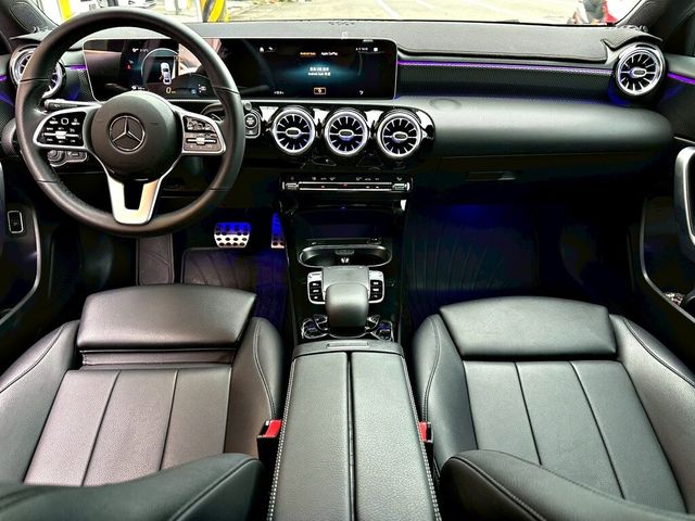 M-BENZ賓士 A200  第15張相片
