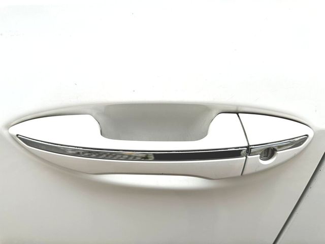 TOYOTA豐田 ALTIS  第4張相片