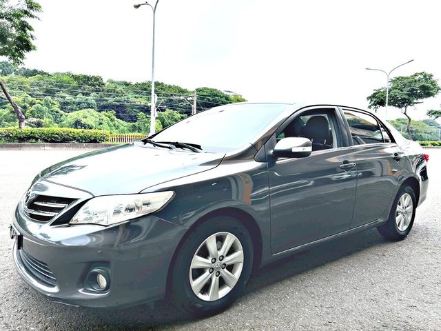 TOYOTA豐田 ALTIS  第1張相片