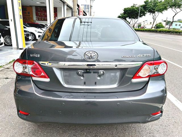 TOYOTA豐田 ALTIS  第3張相片