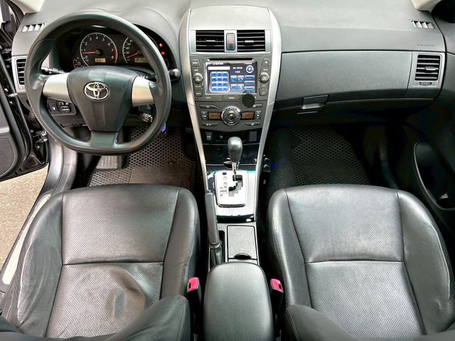 TOYOTA豐田 ALTIS  第11張相片