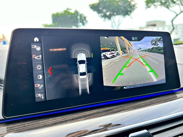 BMW寶馬 520I  第12張相片