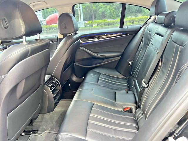 BMW寶馬 520I  第16張相片