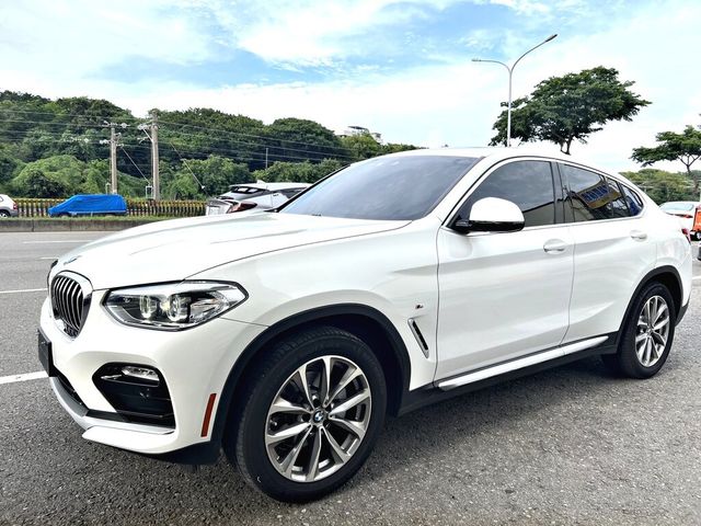 BMW寶馬 X4 XDRIVE30I  第1張相片