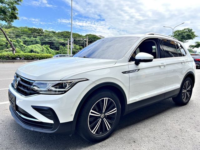 VOLKSWAGEN福斯 TIGUAN  第1張相片