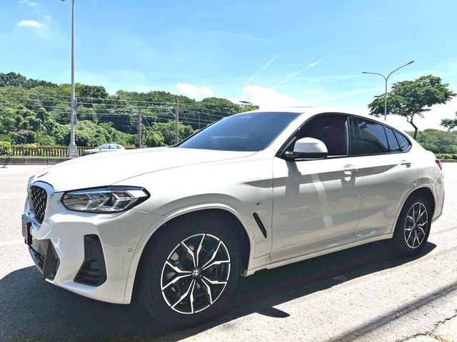 BMW寶馬 X4 XDRIVE30I  第1張相片