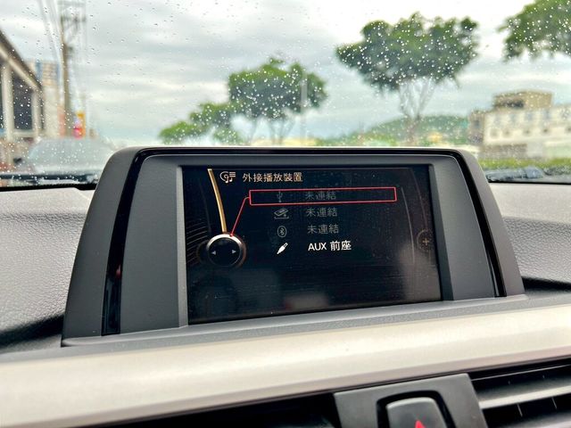 BMW寶馬 316I  第14張相片