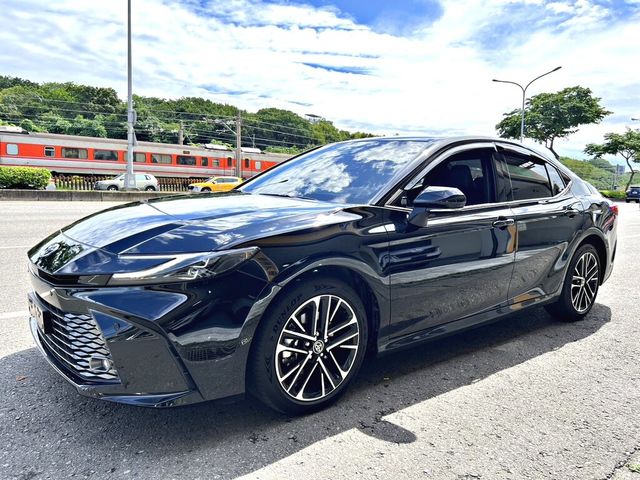 TOYOTA豐田 CAMRY  第1張相片