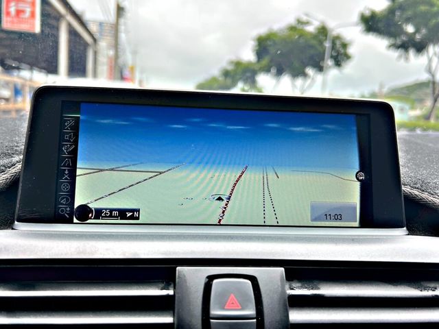 BMW寶馬 118I  第10張相片