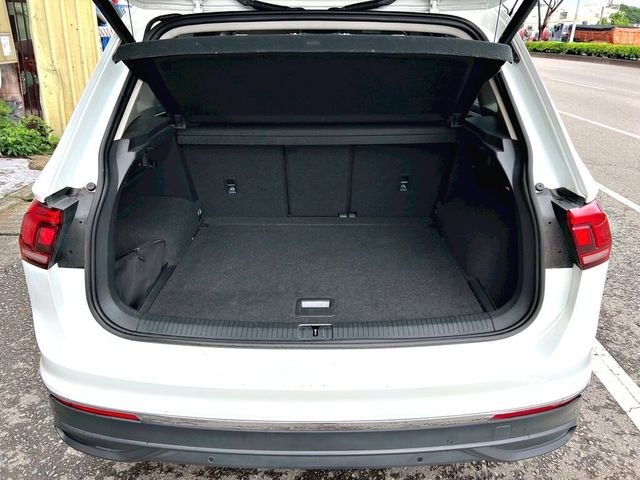 VOLKSWAGEN福斯 TIGUAN  第3張相片