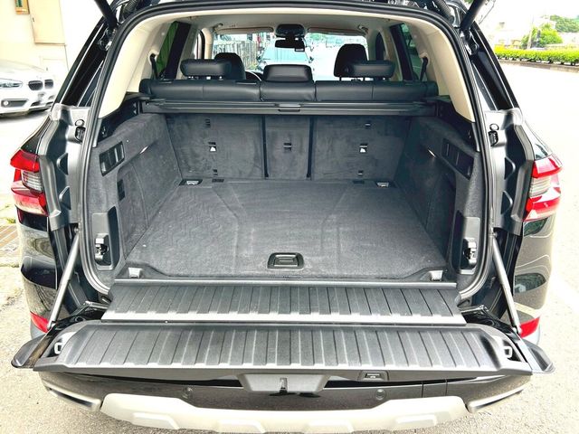 BMW寶馬 X5 XDRIVE25D  第3張相片