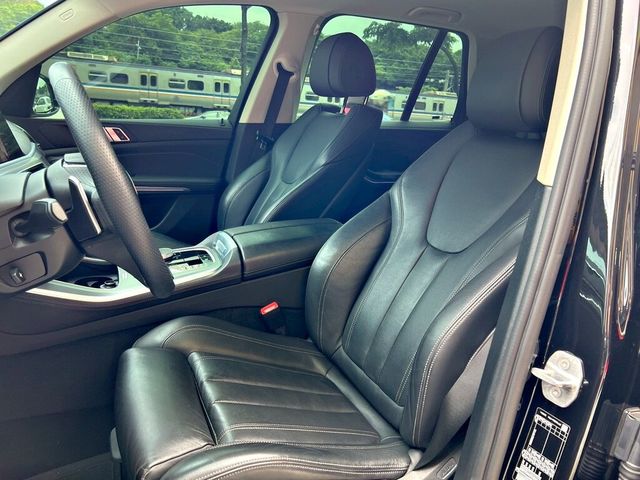 BMW寶馬 X5 XDRIVE25D  第7張相片