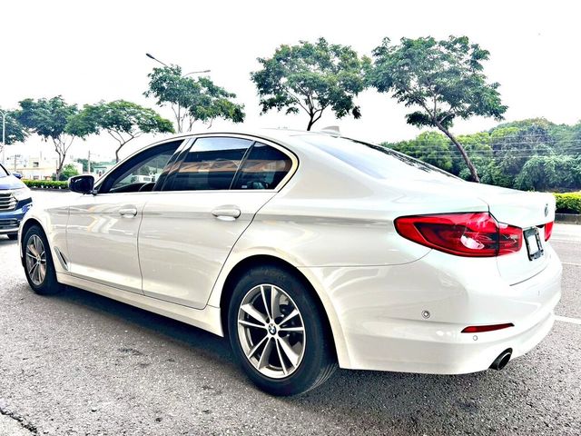 BMW寶馬 520I  第2張相片