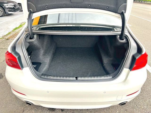 BMW寶馬 520I  第3張相片