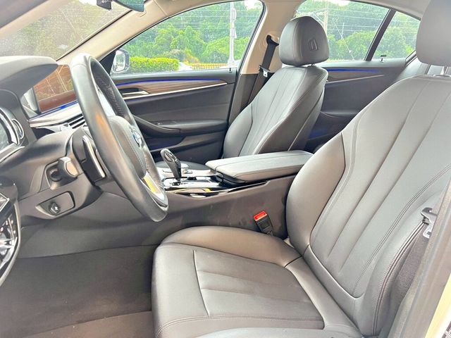 BMW寶馬 520I  第6張相片