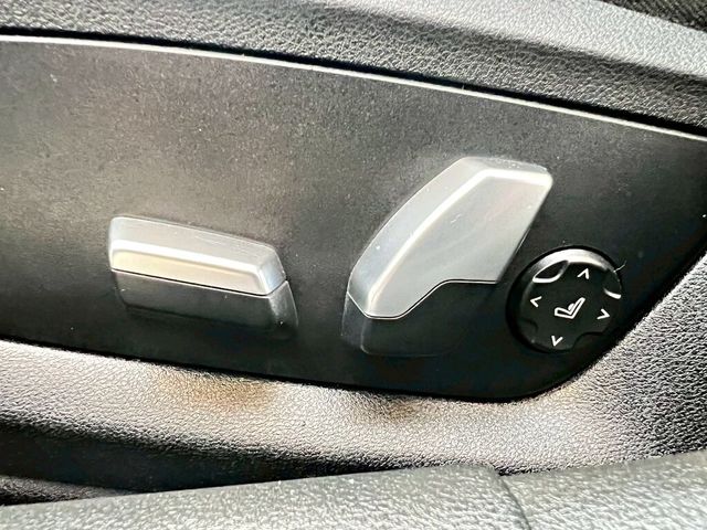 BMW寶馬 520I  第8張相片