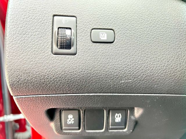 NISSAN日產 TIIDA  第6張相片