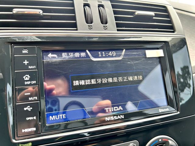 NISSAN日產 TIIDA  第10張相片