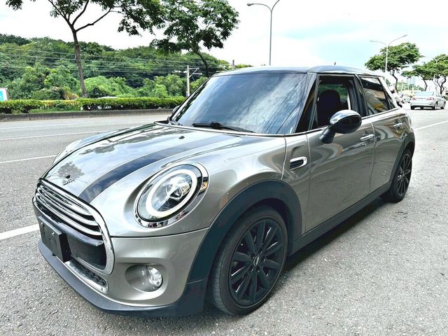 MINI迷你 MINI 5-DOOR  第1張相片