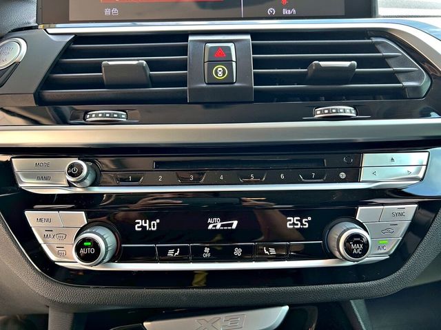 BMW寶馬 X3  第16張相片