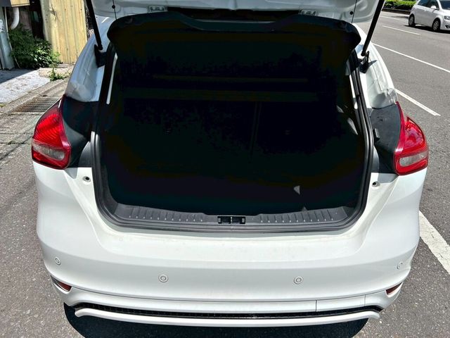 FORD福特 FOCUS  第3張相片