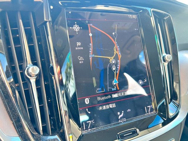 VOLVO富豪 V60  第15張相片