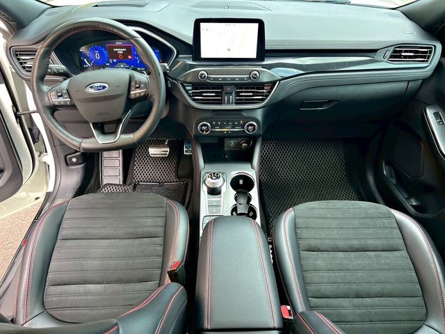 FORD福特 KUGA  第9張相片