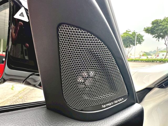 BMW寶馬 320I  第6張相片