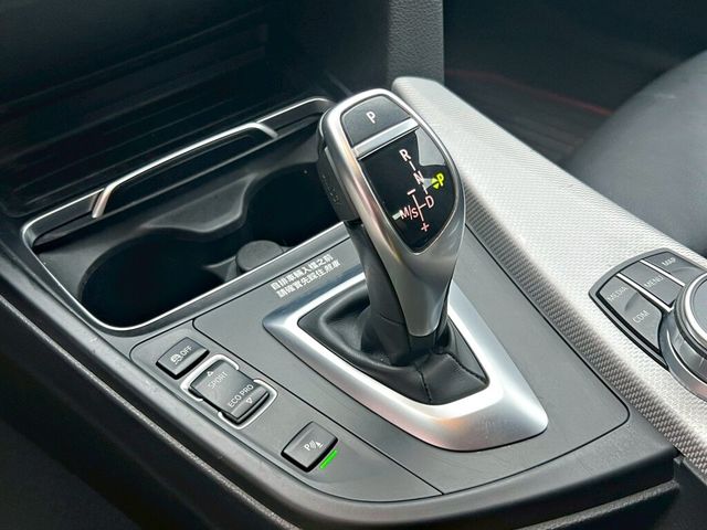 BMW寶馬 320I  第17張相片