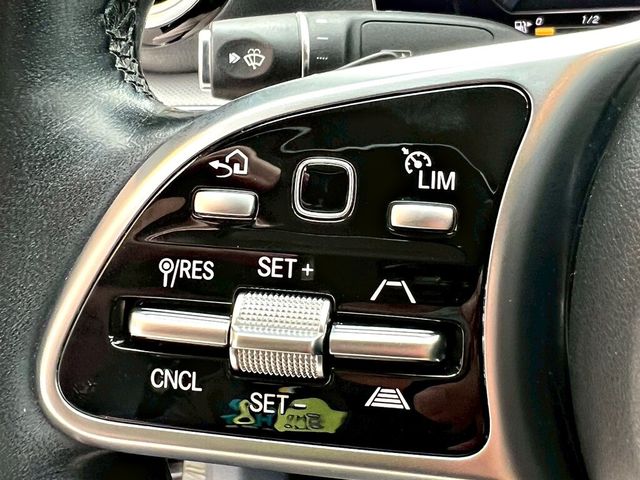 M-BENZ賓士 E200  第10張相片