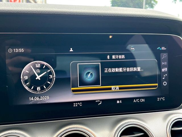 M-BENZ賓士 E200  第13張相片