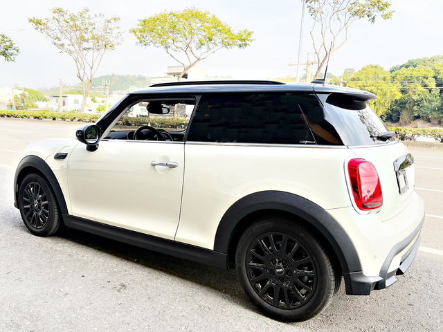 MINI迷你 MINI 5-DOOR  第2張相片
