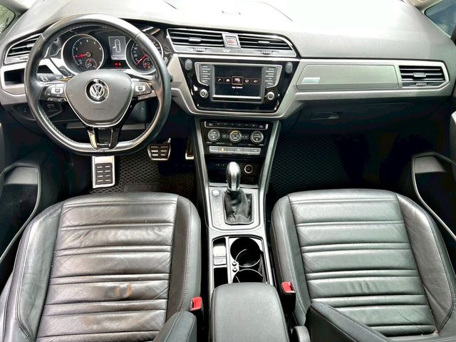 VOLKSWAGEN福斯 TOURAN  第15張相片