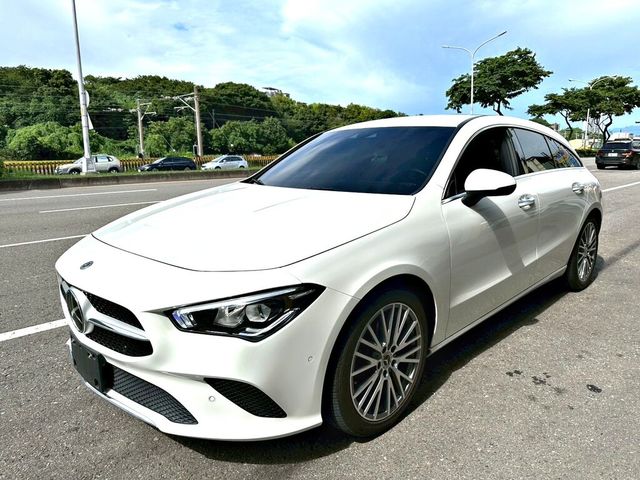 M-BENZ賓士 CLA200 SHOOTING BRAKE  第1張相片