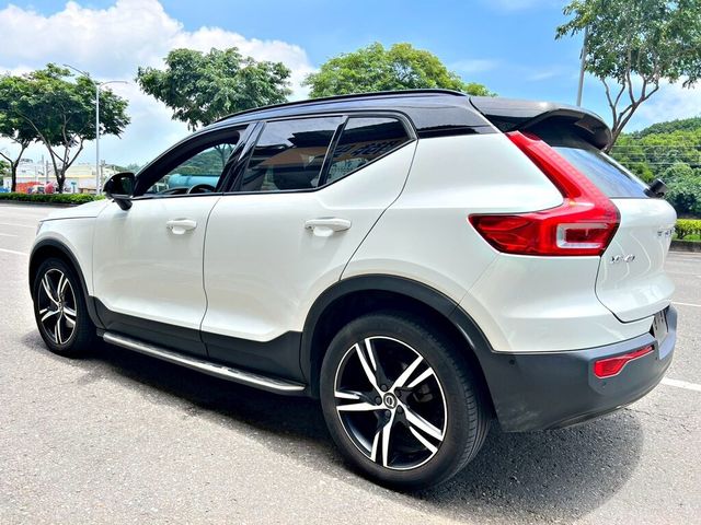 VOLVO富豪 XC40  第2張相片