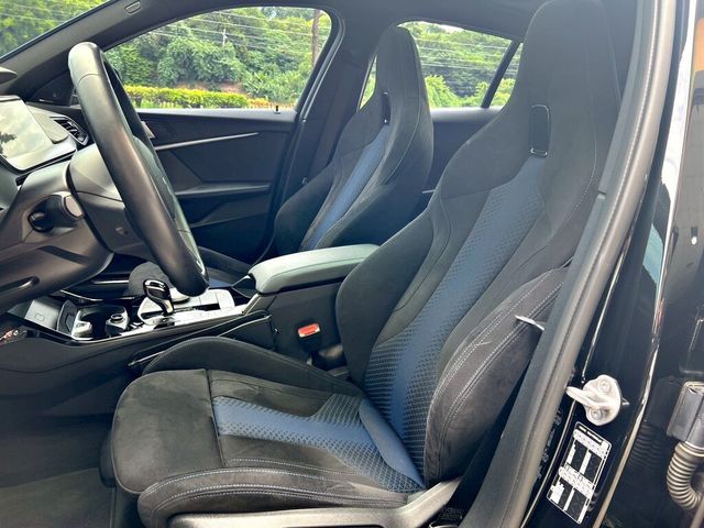 BMW寶馬 118I  第7張相片