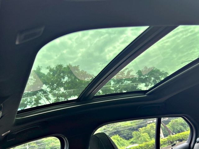 BMW寶馬 118I  第14張相片