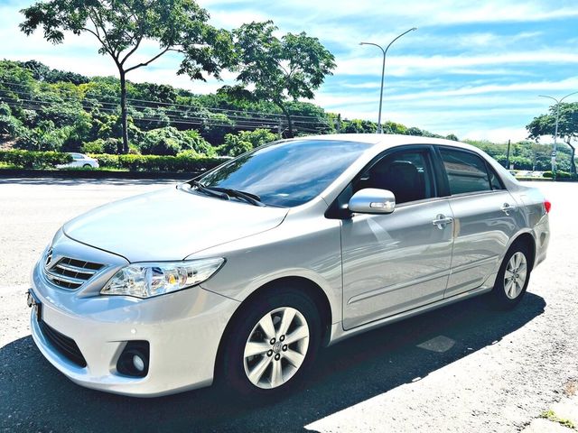 TOYOTA豐田 ALTIS  第1張相片