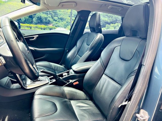 VOLVO富豪 V40  第6張相片