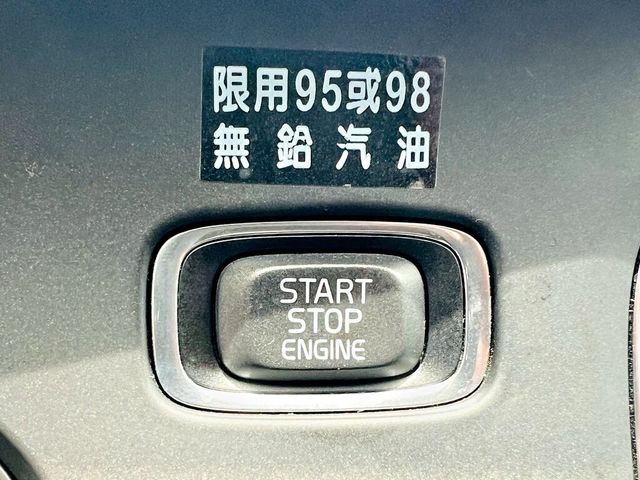 VOLVO富豪 V40  第12張相片