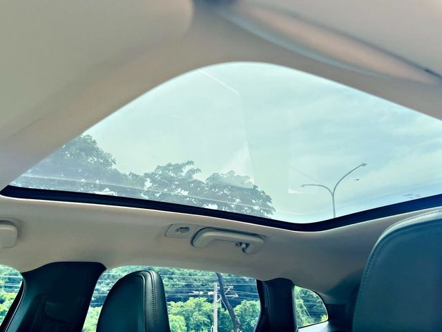 VOLVO富豪 V40  第16張相片