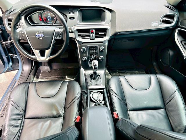 VOLVO富豪 V40  第17張相片